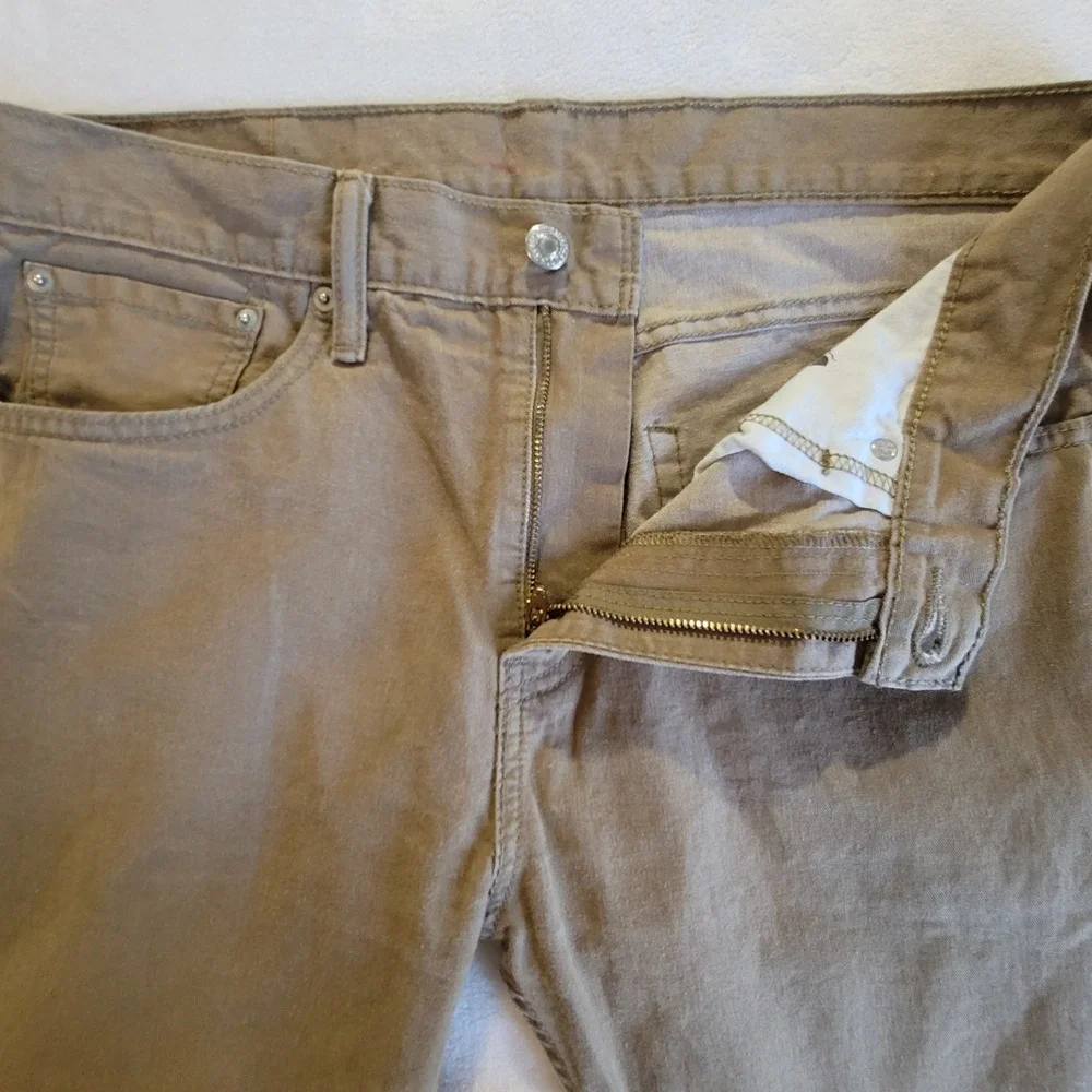 Levi's 508 Regular Taper Pants Mens 32x32 (34x31) Khaki Tan Cotton Blend Chino